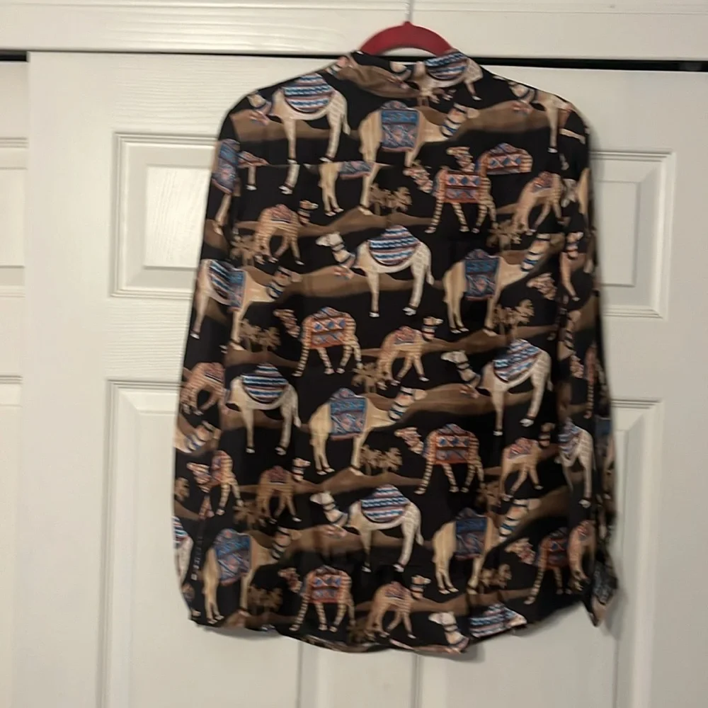 Neo Bakara Camel Print Top - Picture 6 of 7